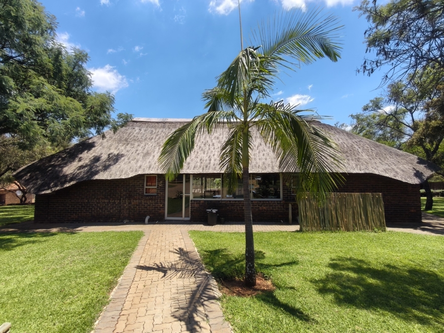 4 Bedroom Property for Sale in Swartruggens North West